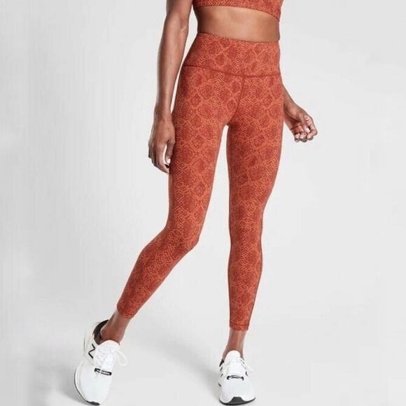 Athleta Russet Brown Elation 7/8 Tight Leggings Sz M - Picture 1 of 15